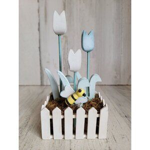 Wooden tulip flower bee spring home decor unique bug april